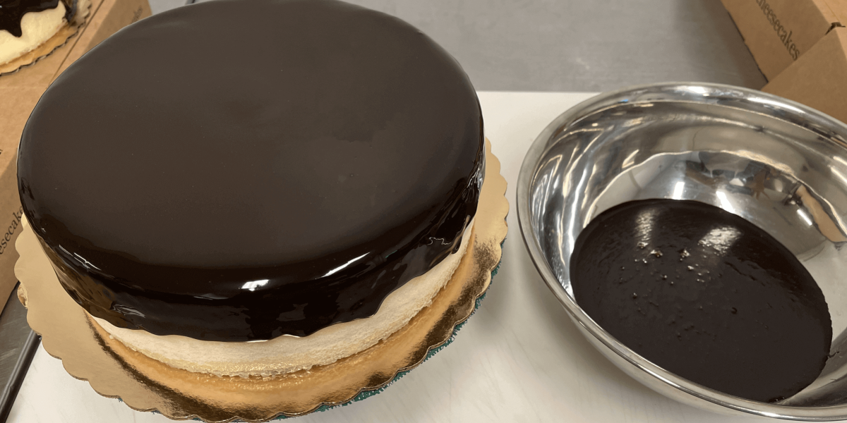 Large Chocolate Cheesecake-1 (1)